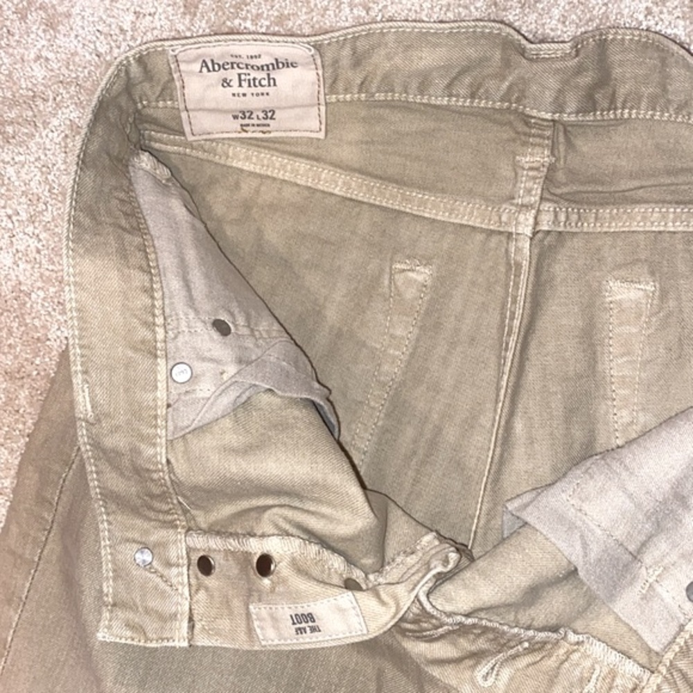 Abercrombie & Fitch Mens 5 Pocket Khaki Jeans. New Unworn Condition. - Picture 3 of 5